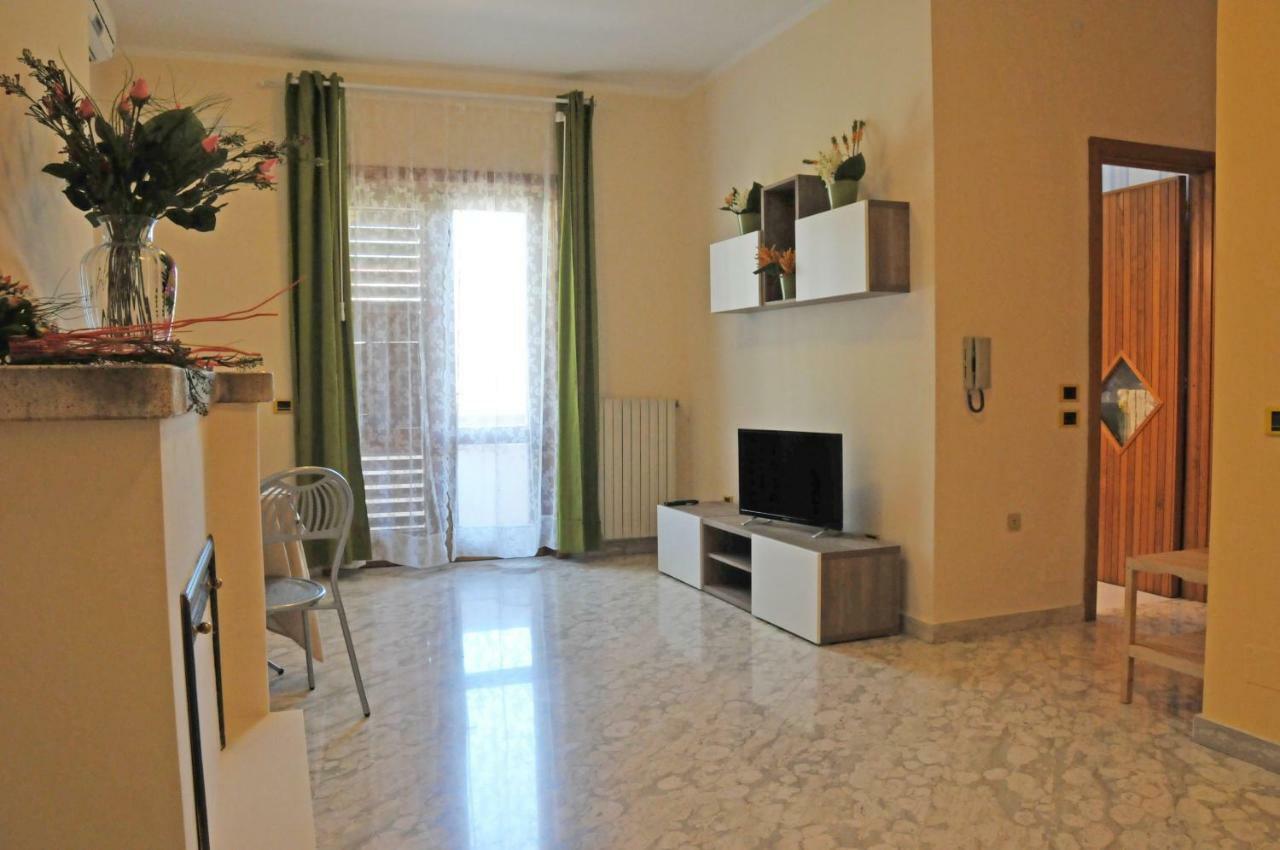 Paestum Rosae Bed & Breakfast Exterior photo